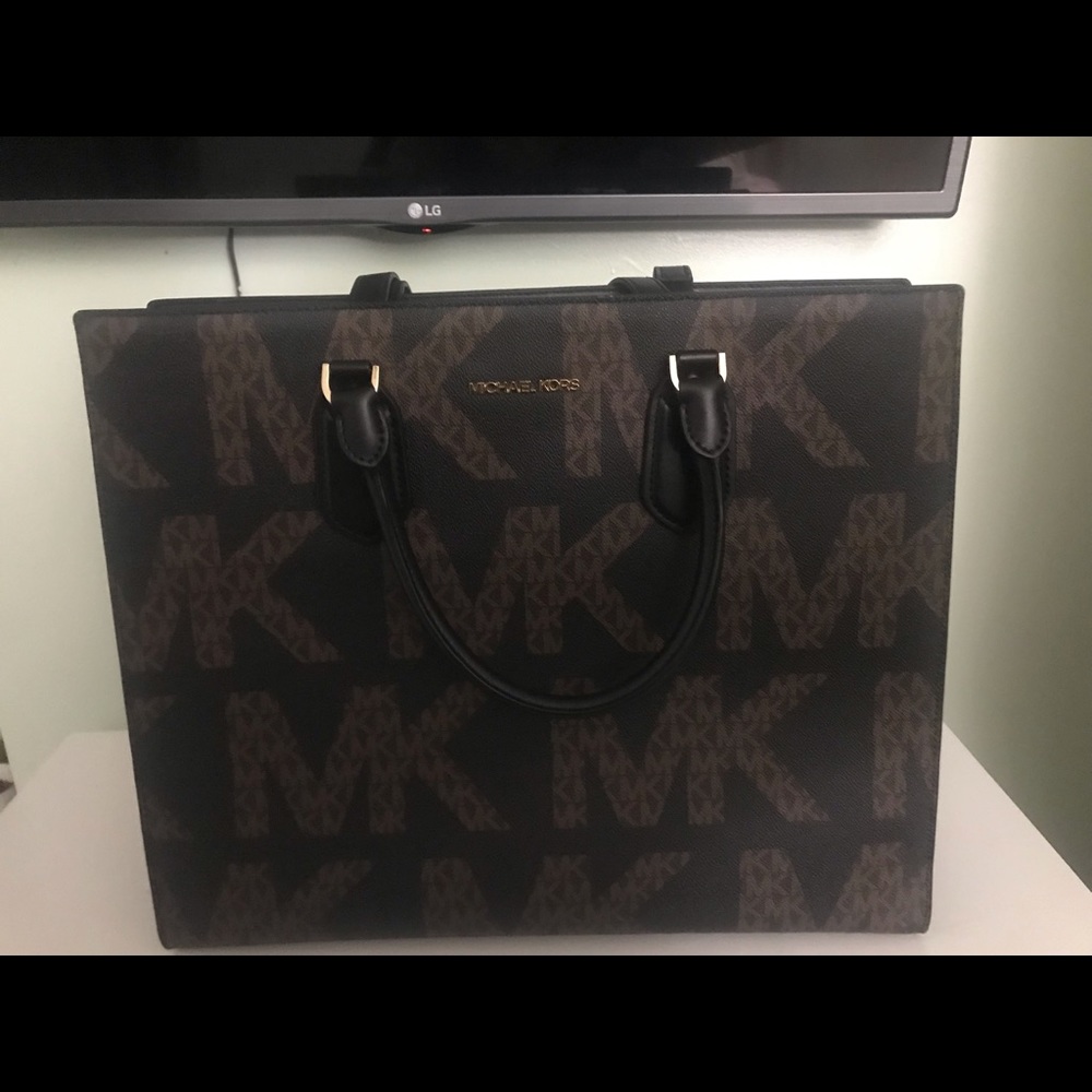 Michael Kors tote - gorgeous - used less than five times